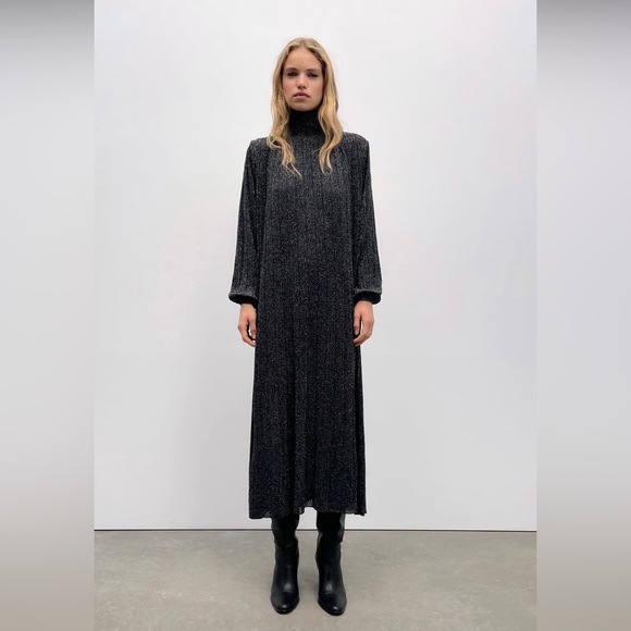 zara metallic thread knit dress Zara - Metallic Thread Knit Maxi Dress Marisa Berenson X Zara - Golden - S-M